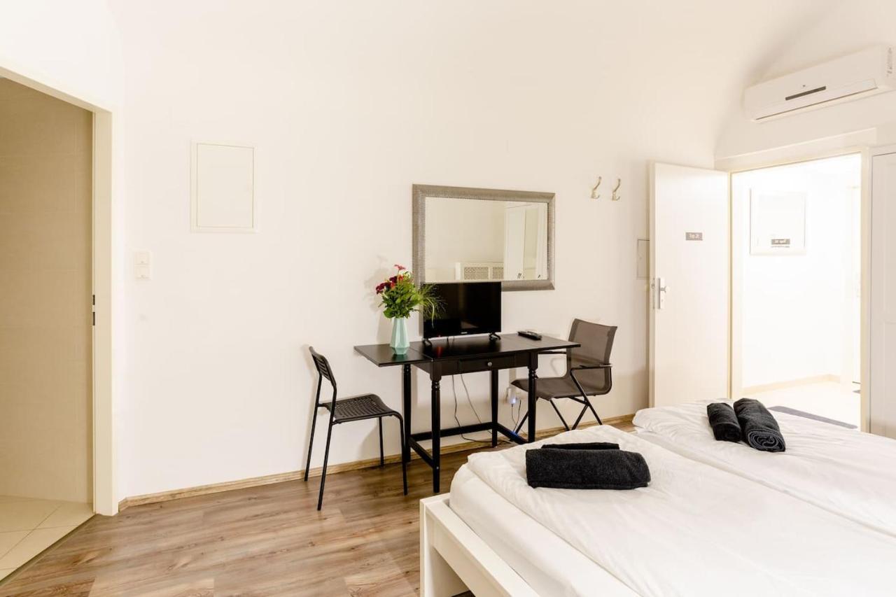 Air Condition I All Sights In Walking Distance I 201 Mbit Wifi Wien Eksteriør bilde